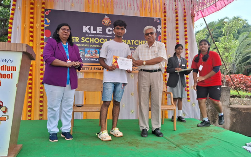 Inter – school ‘KLE CUP’ was organized by Nippani school